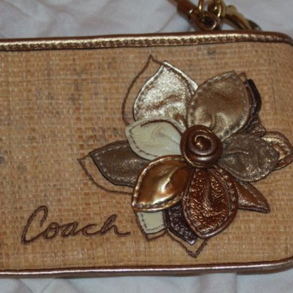 COACH Khaki/Brown Basketweave Wristlet with Floral - Picture 3 of 5